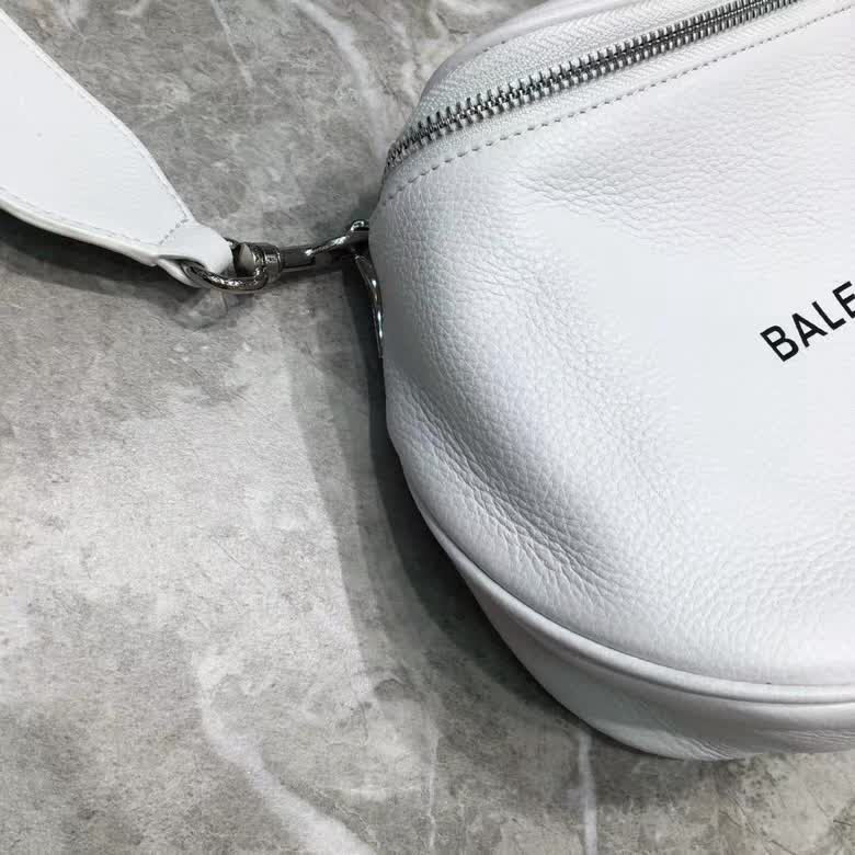 BALENCIAG巴黎世家 2018新品 斜挎包  BL1843